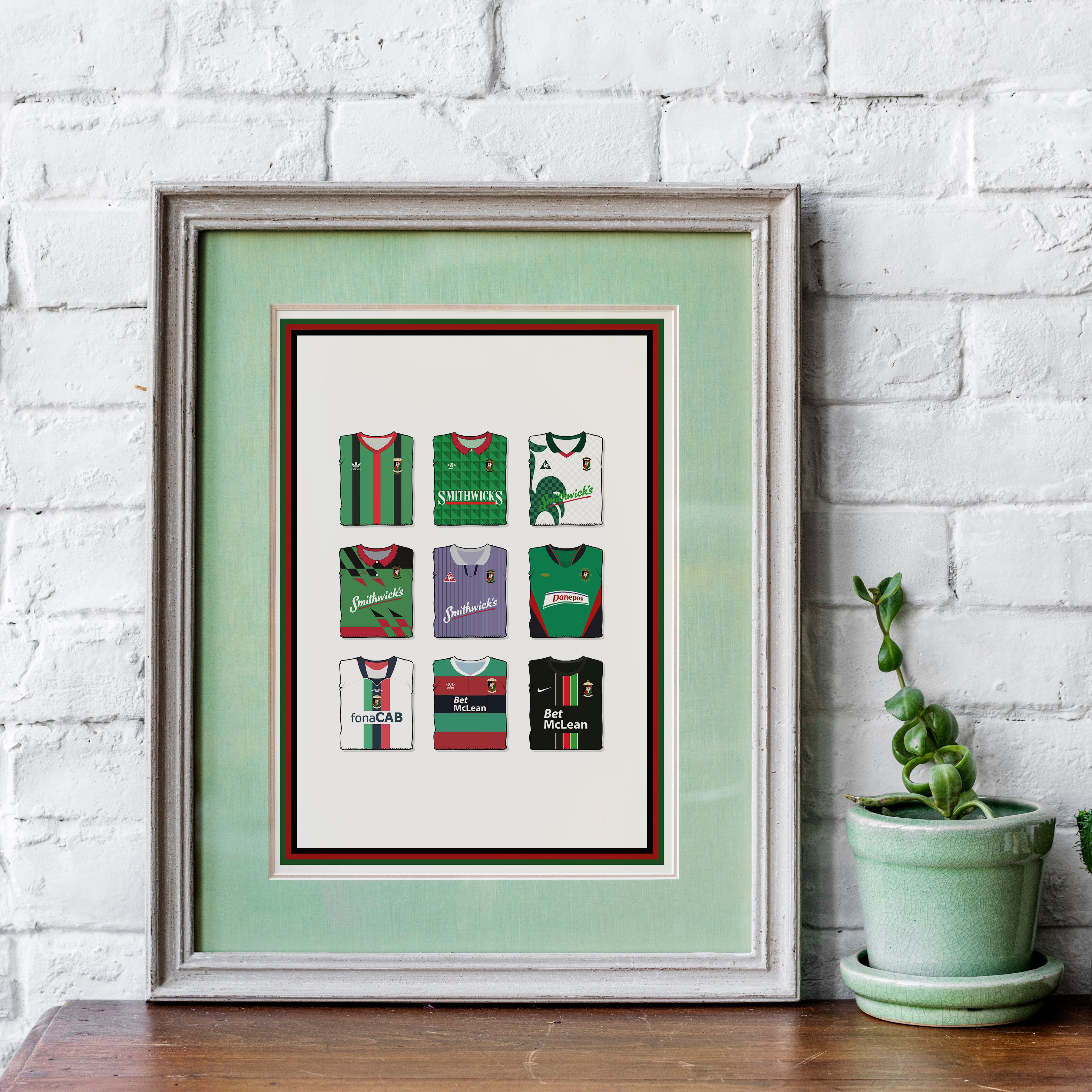 Glentoran Collection Heavyweight Art Print - Football Post - Perfect Gift - Birthday Present for Him