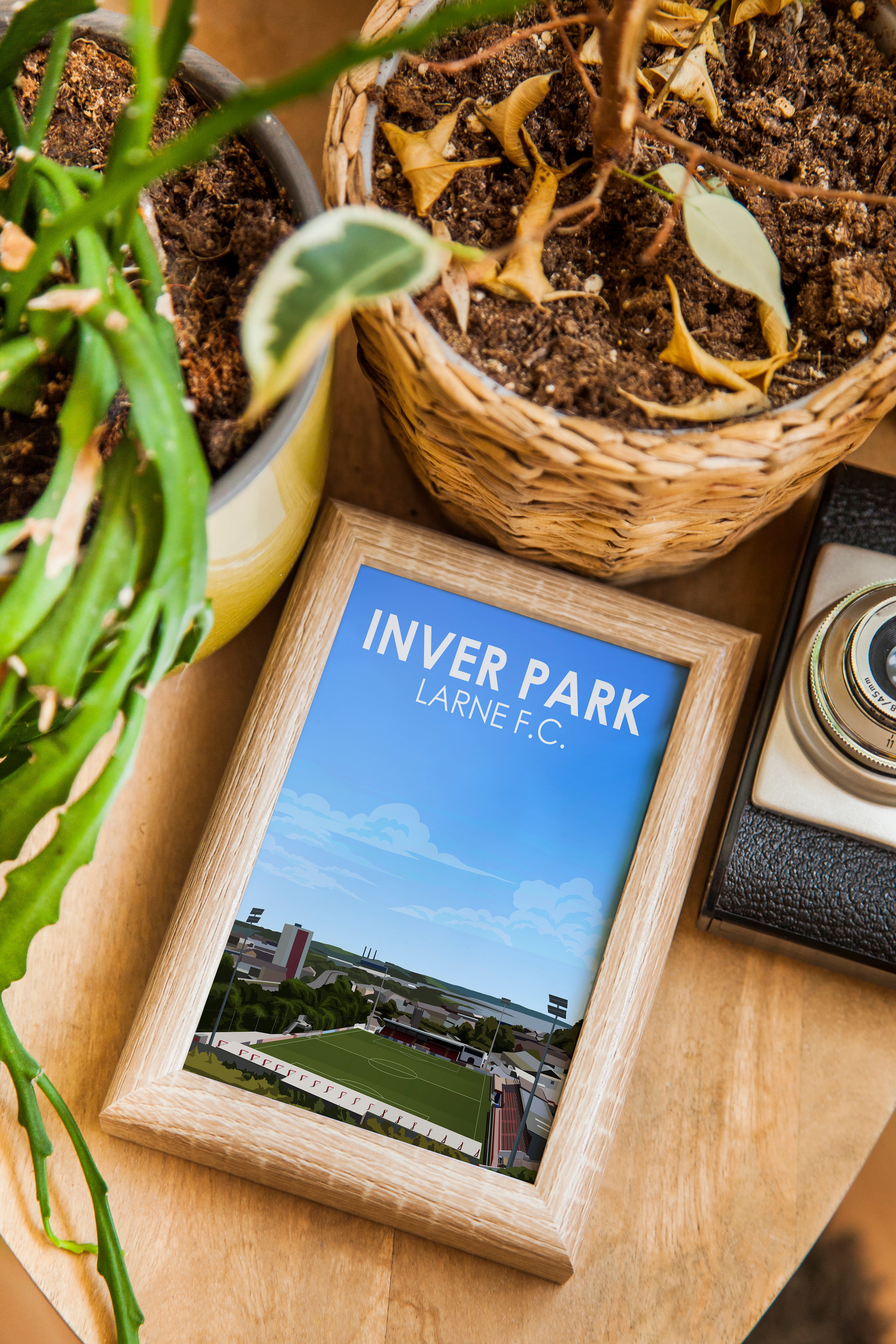Inver Park Larne FC Schwerer Kunstdruck - Fußballpfosten - Perfektes Geschenk - Geburtstagsgeschenk für ihn