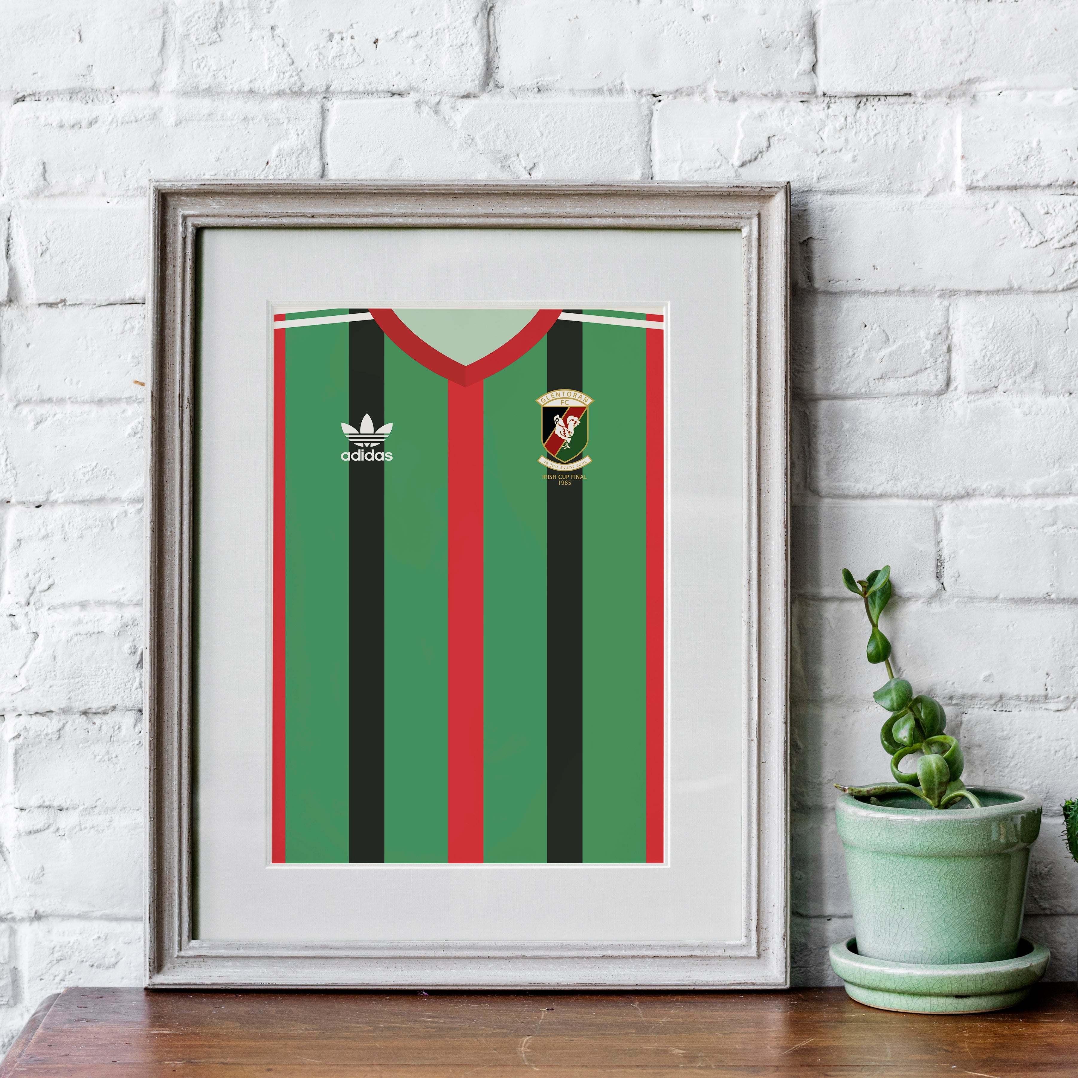 Glentoran 1985 Hochwertiger Kunstdruck